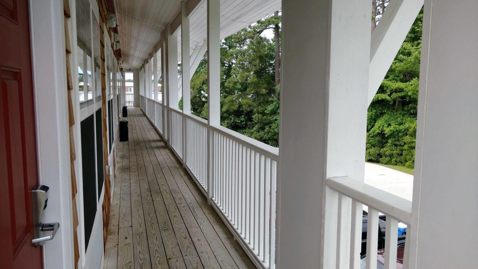 Topsail Shores Inn Sneads Ferry Kültér fotó
